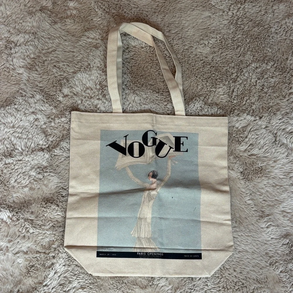 Vogue Beige Graphic Tote Bag